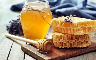 Le miel et le rayon de miel